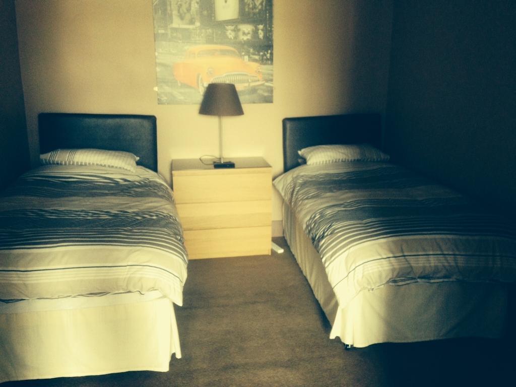 Coach & Horses Bed and Breakfast Tredegar Exterior foto